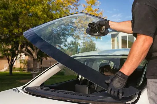 Windshield Replacement Spring Valley, NV - Auto Glass Repair & Replacement Services with Auto Glass Care LV