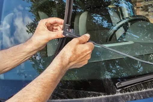 importance-of-regular-windshield-maintenance